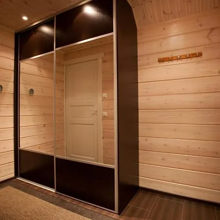 Apartment President Unelma A *